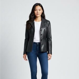 Danier Leather Jacket 90’s Style Women’s Size 10